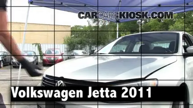 2011 Volkswagen Jetta SE 2.5L 5 Cyl. Sedan Review